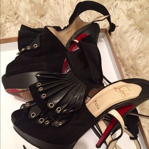 Christian Louboutin  Platform Misfit” Heels 39.5